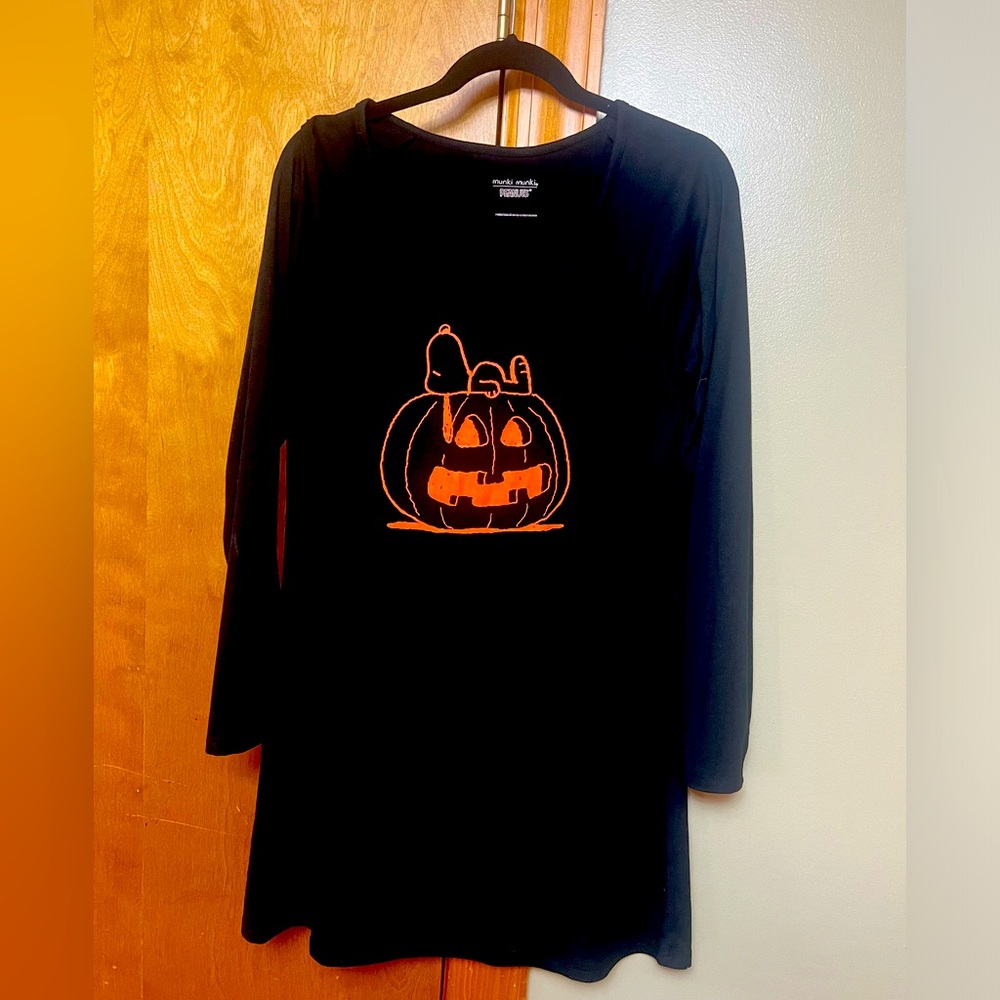 Snoopy & Jack-o-Lantern Halloween dress size small ladies like new